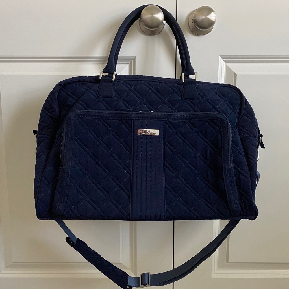 ✨SALE✨🎀Vera Bradley Medium Duffel🎀